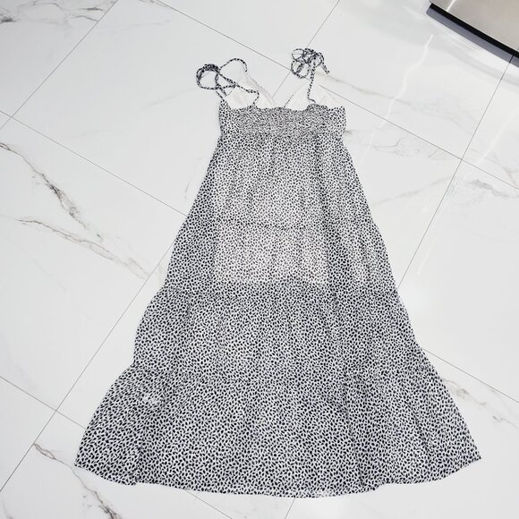 Abercrombie & Fitch Black/White Spotted Chiffon Pleated Maxi Dress - Picture 10 of 12